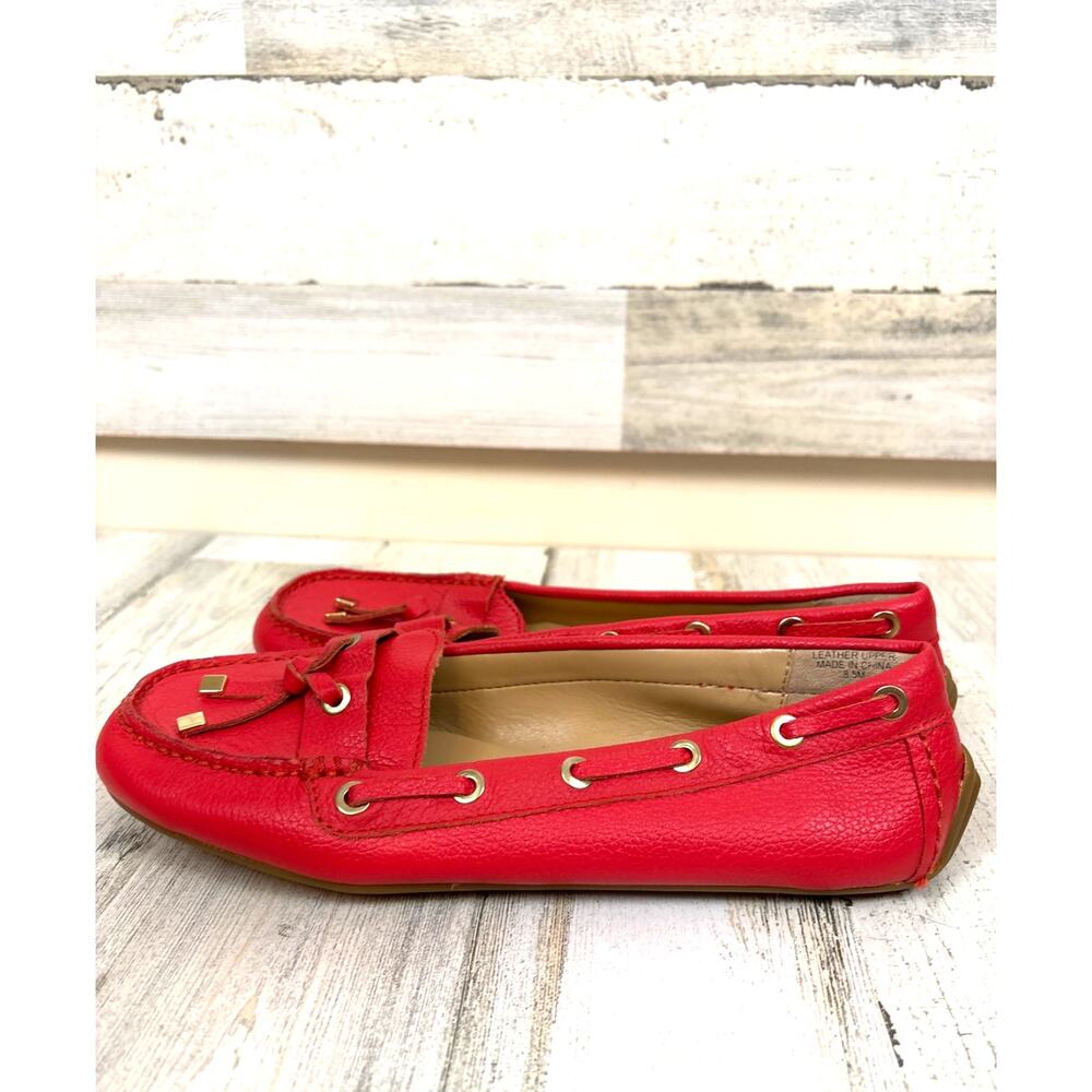 Talbots Womens 8.5 Red Easton Grommet Leather Driving Moccasins NEW Loafers